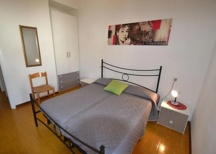 Comfy Flat With Garden And Pool *